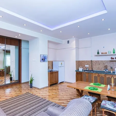 Sovetskaya 8 Apartment