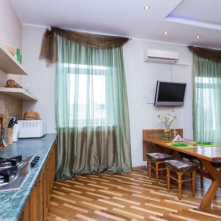 Sovetskaya 8 Apartment *